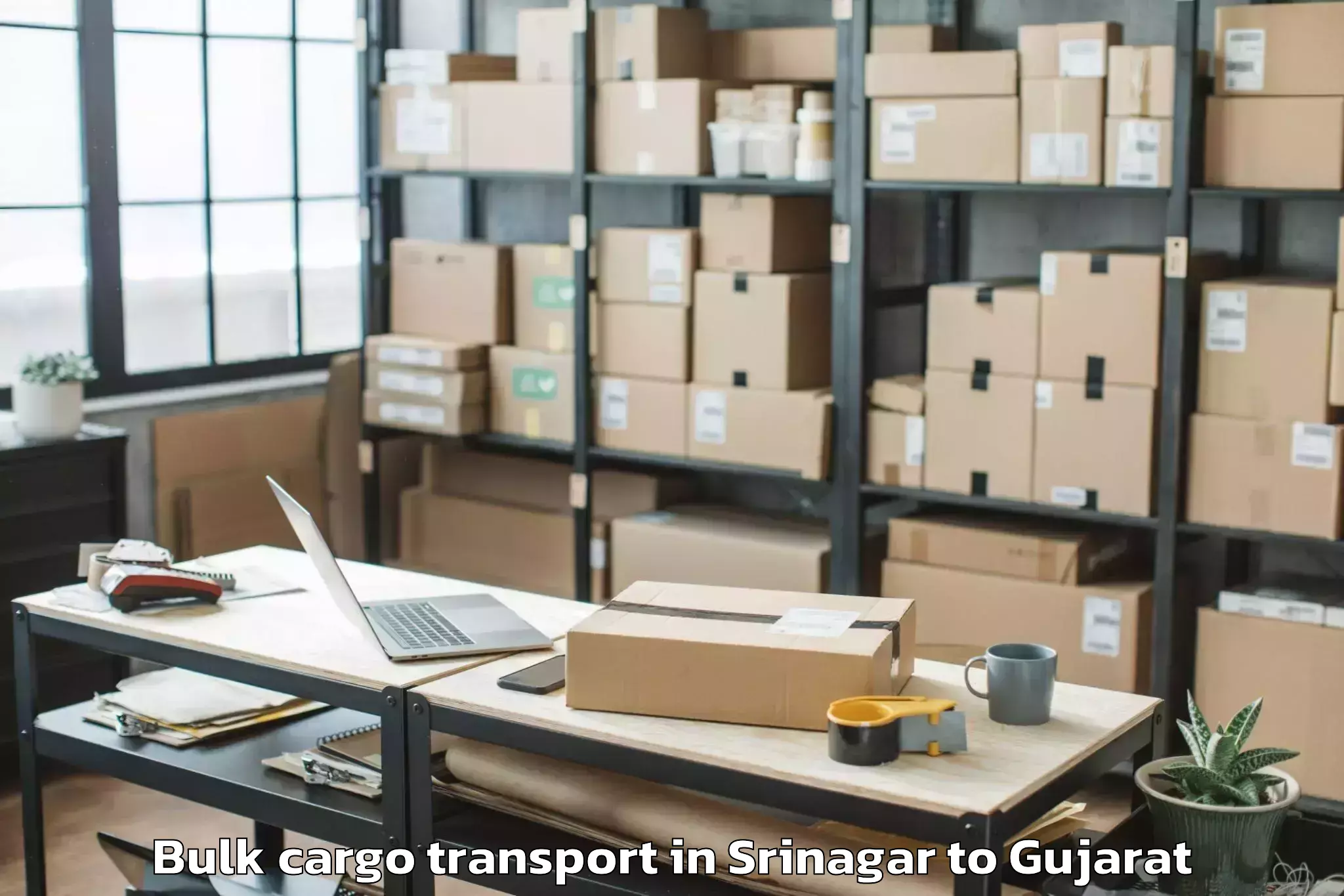 Top Srinagar to Khambhaliya Bulk Cargo Transport Available